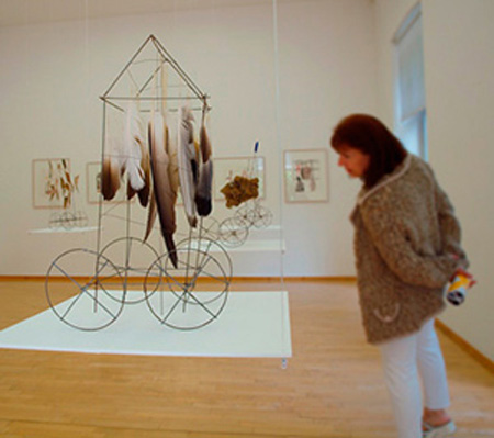 Kleve-Casa-mit-Frau_1